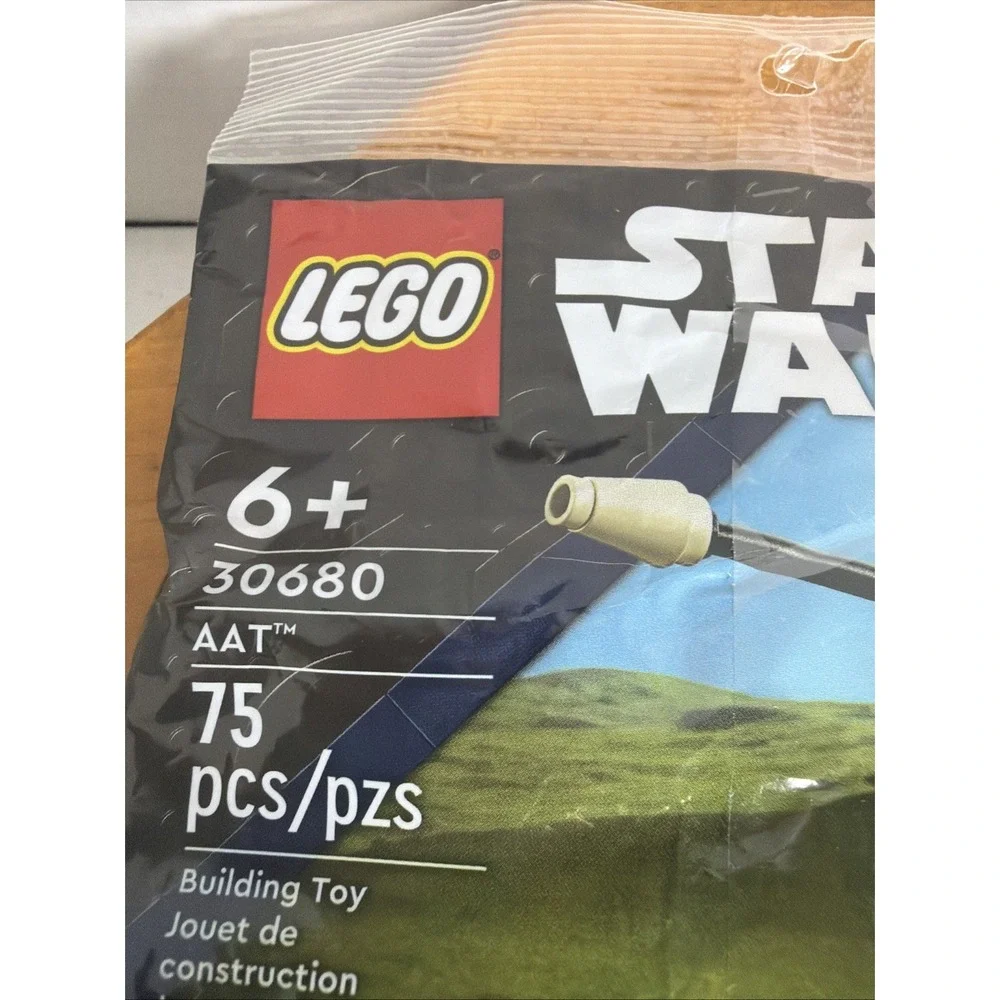 LEGO Star Wars: AAT (30680) - Picture 4 of 8